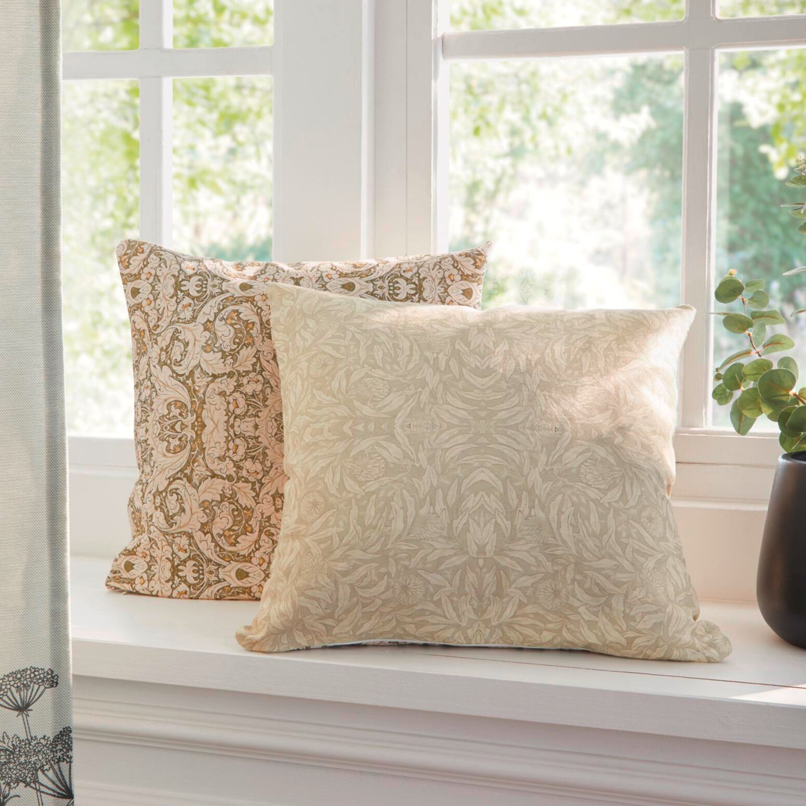 Pagalvėlės užvalkalas "Modern Paisley"