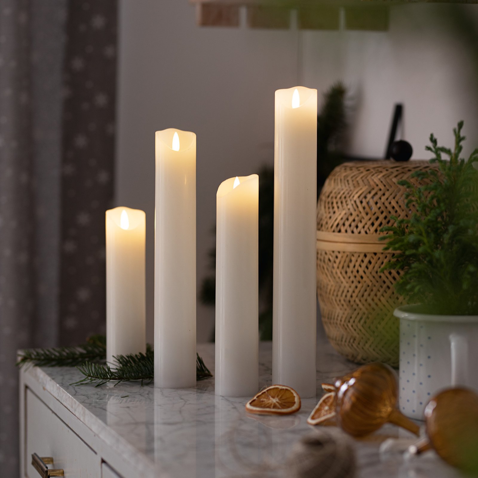 LED žvakė "Elegance", 4 vnt. rinkinys